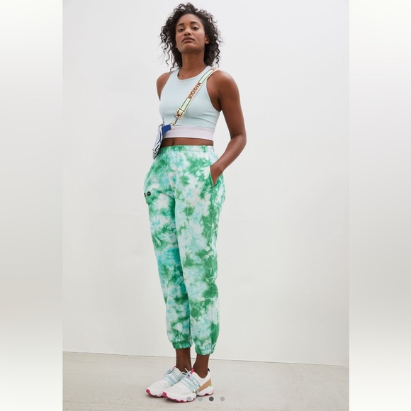 Clare V Green and Blue Tie-Dye Sweatpants with Eyes - Picture 7 of 11